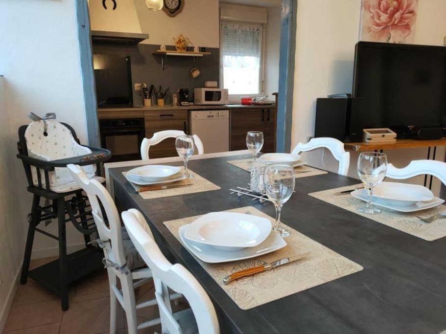 Meuble 3 Etoiles Dans Un Petit Village Du Gers Villecomtal-Sur-Arros Exterior foto